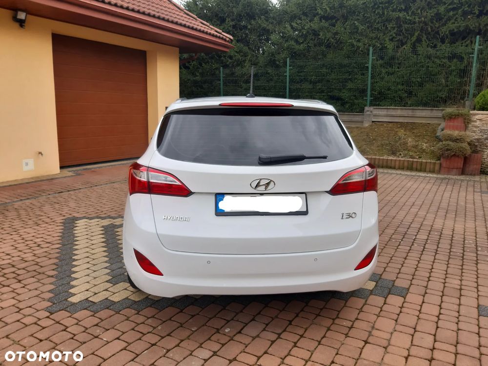 Hyundai i30 blue 1.4 YES Gold - 6