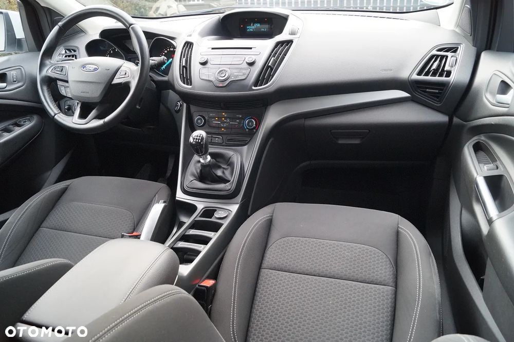 Ford Kuga 1.5 EcoBoost 2x4 Cool & Connect - 22