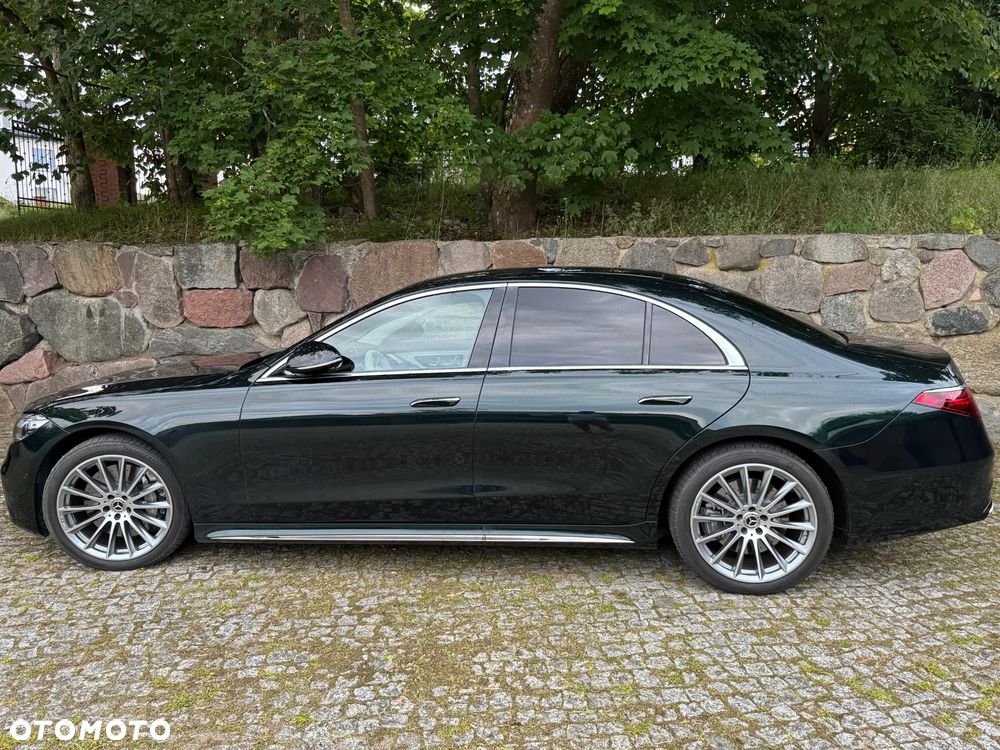 Mercedes-Benz S-Class 2023 photo 4
