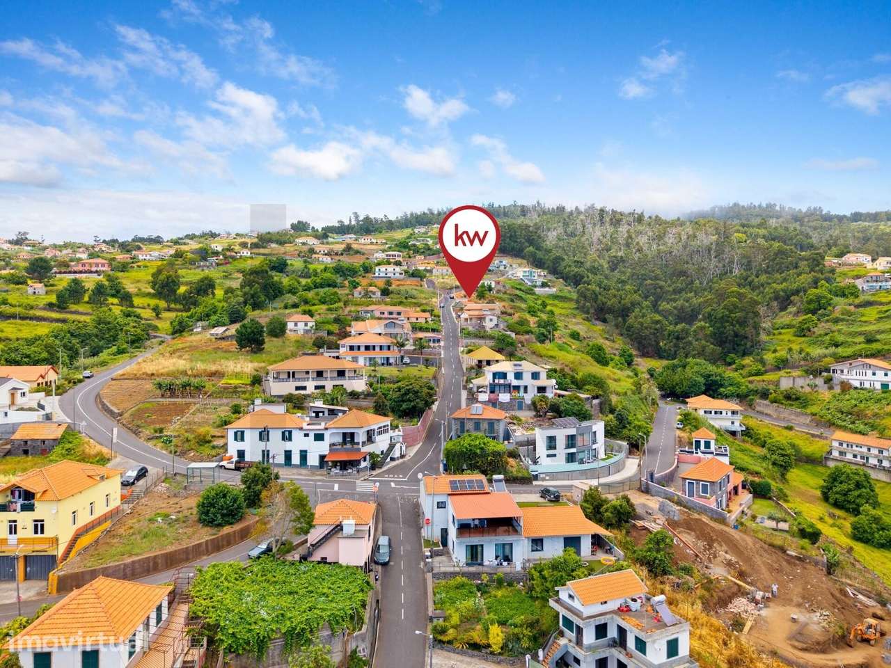 Ruína de Pedra com Terreno de 2.650 m2,  Vista Mar no Estreito da Calh - Grande imagem: 2/26