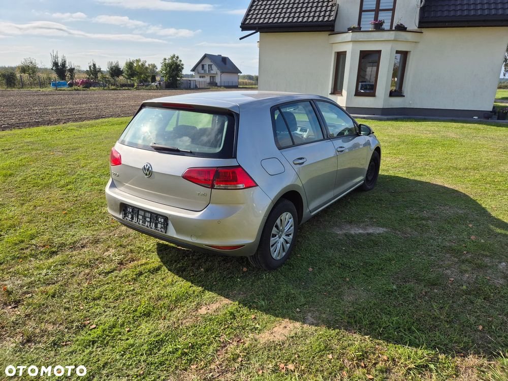 Volkswagen Golf VII 1.2 TSI BMT Trendline Perfectline - 11