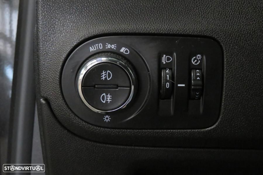 Opel Crossland X 1.2 Innovation - 22