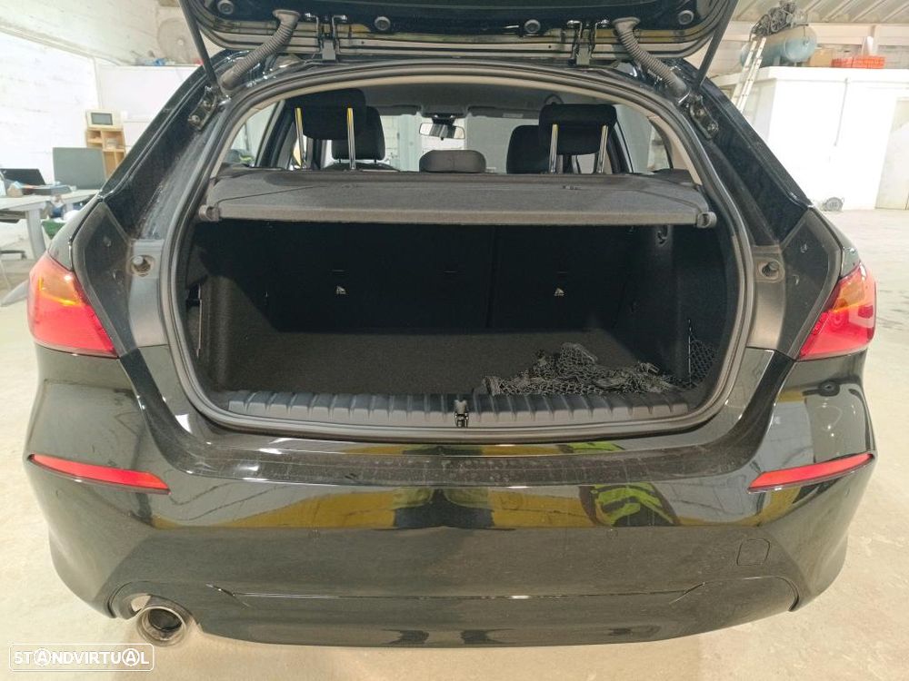 BMW 116 d Corporate Edition Auto - 9