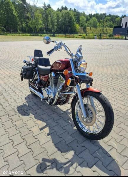Suzuki Intruder - 4