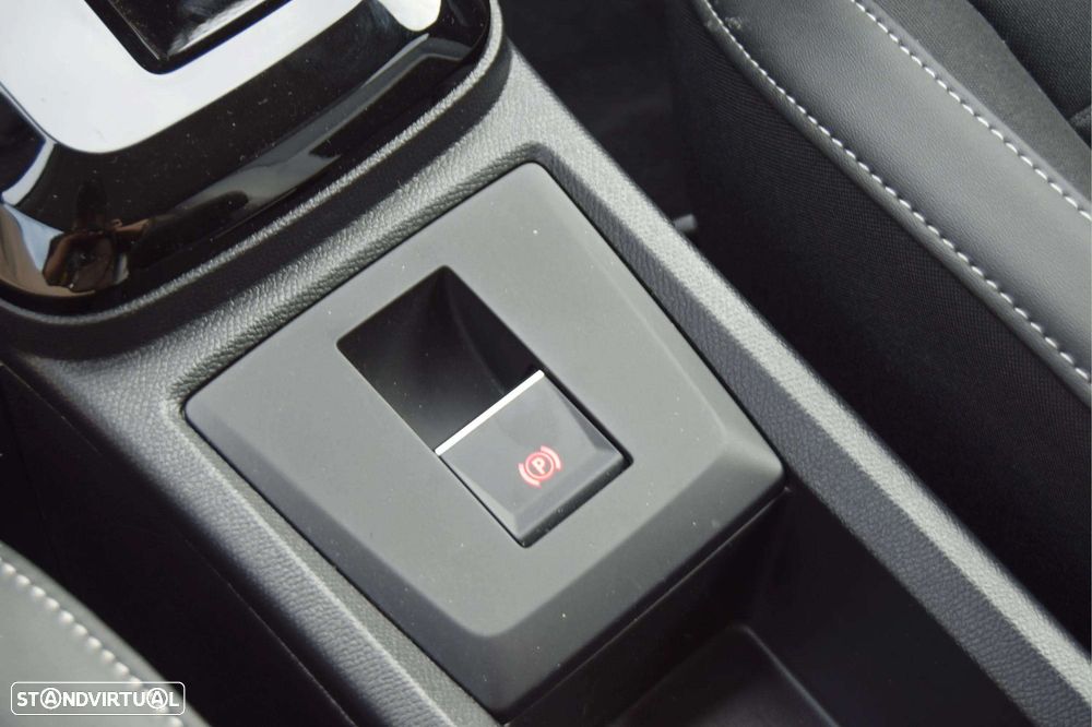Citroën e-C3 44 kWh Autonomia Conforto Max - 21
