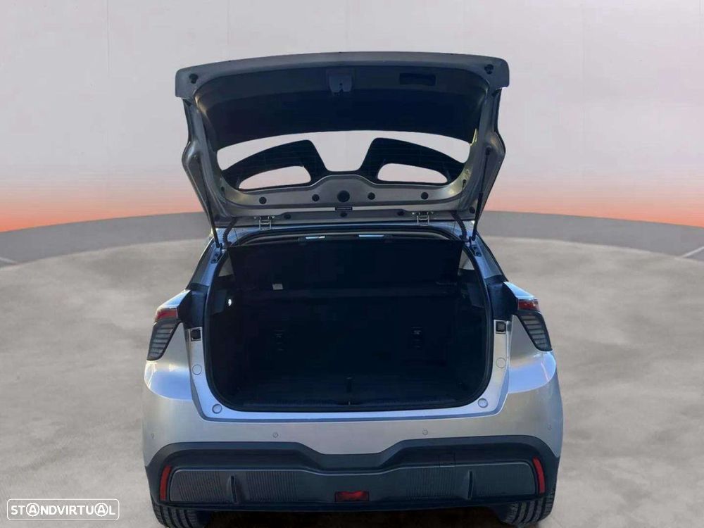 MG MG4 64 kWh Luxury - 9