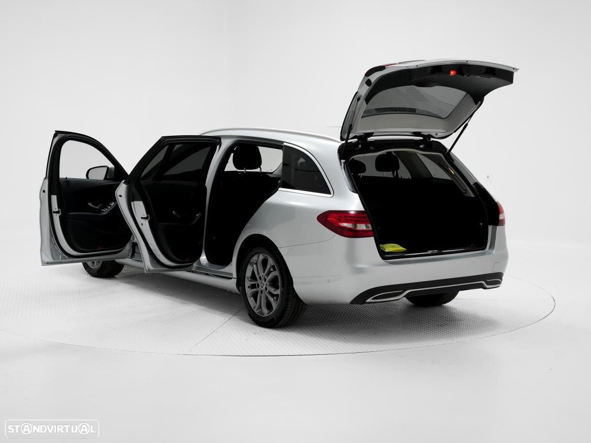 Mercedes-Benz C 200 - 5