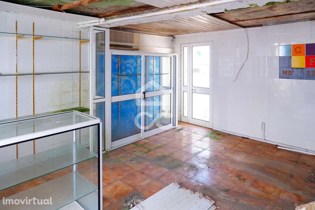 Moradia para Recuperar - Rabo de Peixe - Ribeira Grande - Grande imagem: 5/10