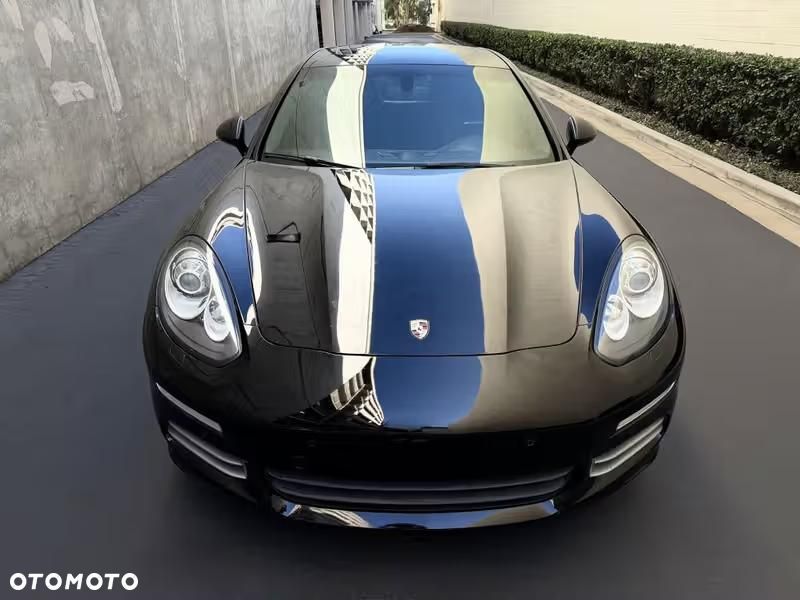 Porsche Panamera 4 PDK - 13