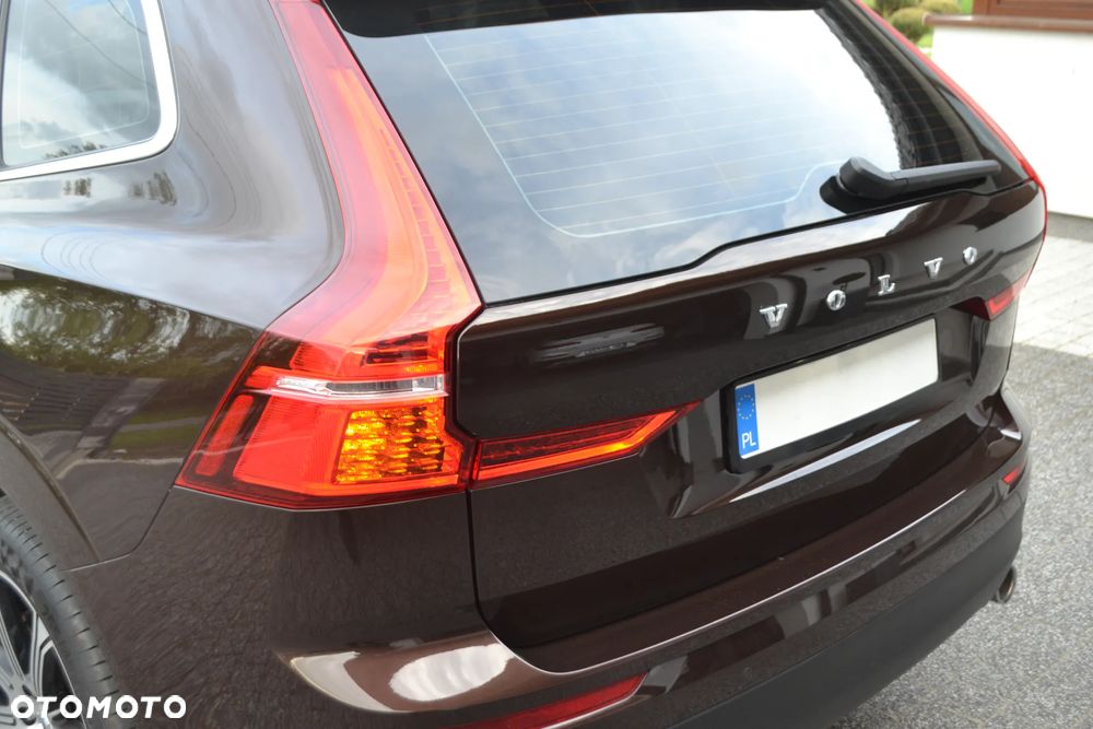 Volvo XC 60 B4 D Momentum Pro - 34