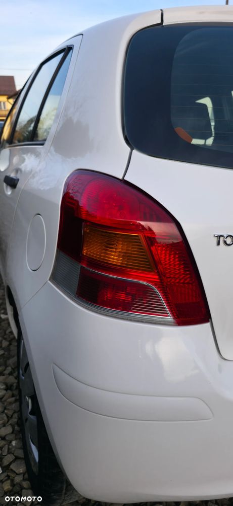 Toyota Yaris 1.33 VVT-i Cool - 7