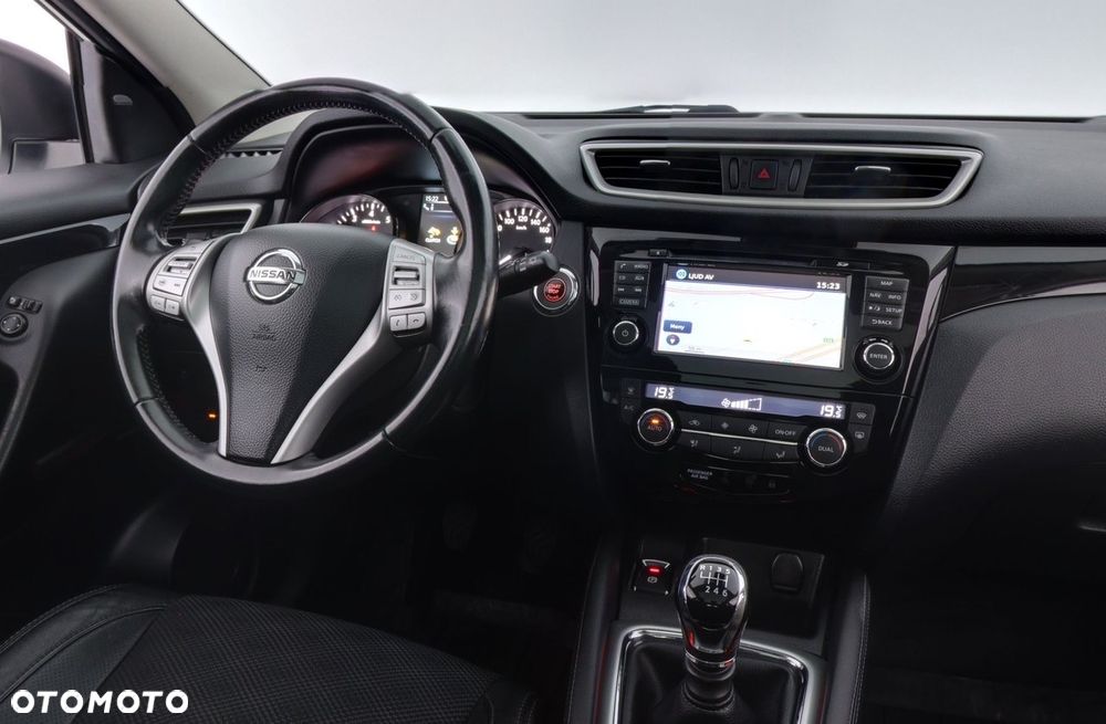Nissan Qashqai 1.6 DIG-T 360 - 11