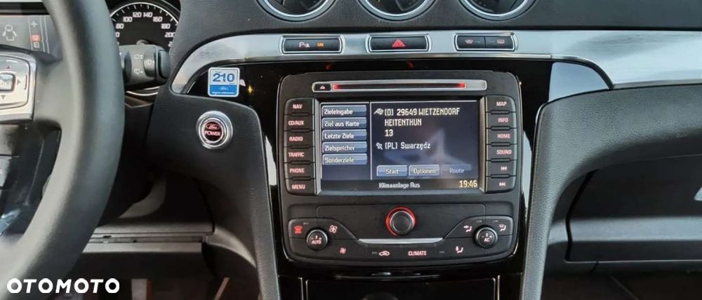 Ford S-Max 2.2 TDCi DPF Titanium - 12