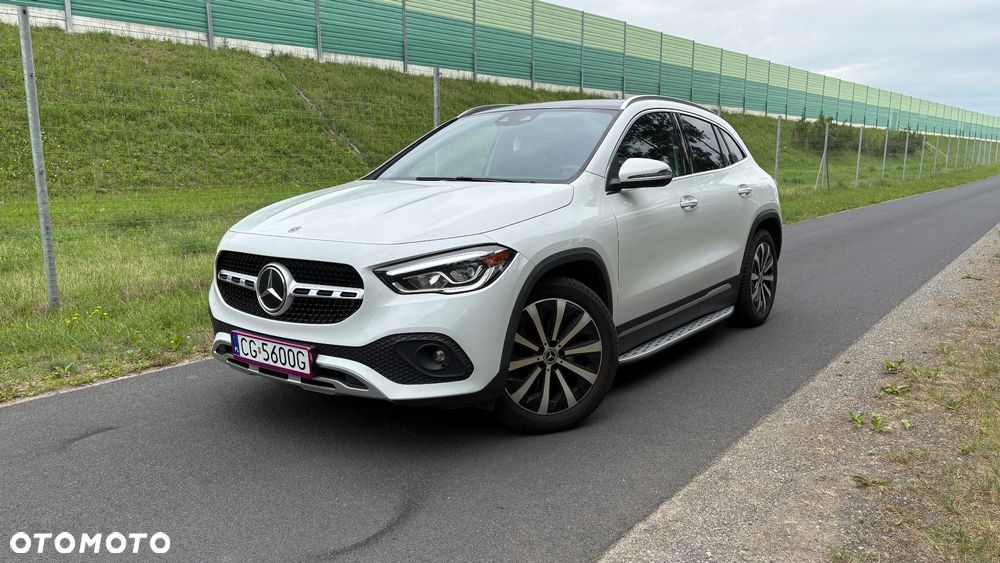 Mercedes-Benz GLA 250 4Matic 8G-DCT AMG Line - 1