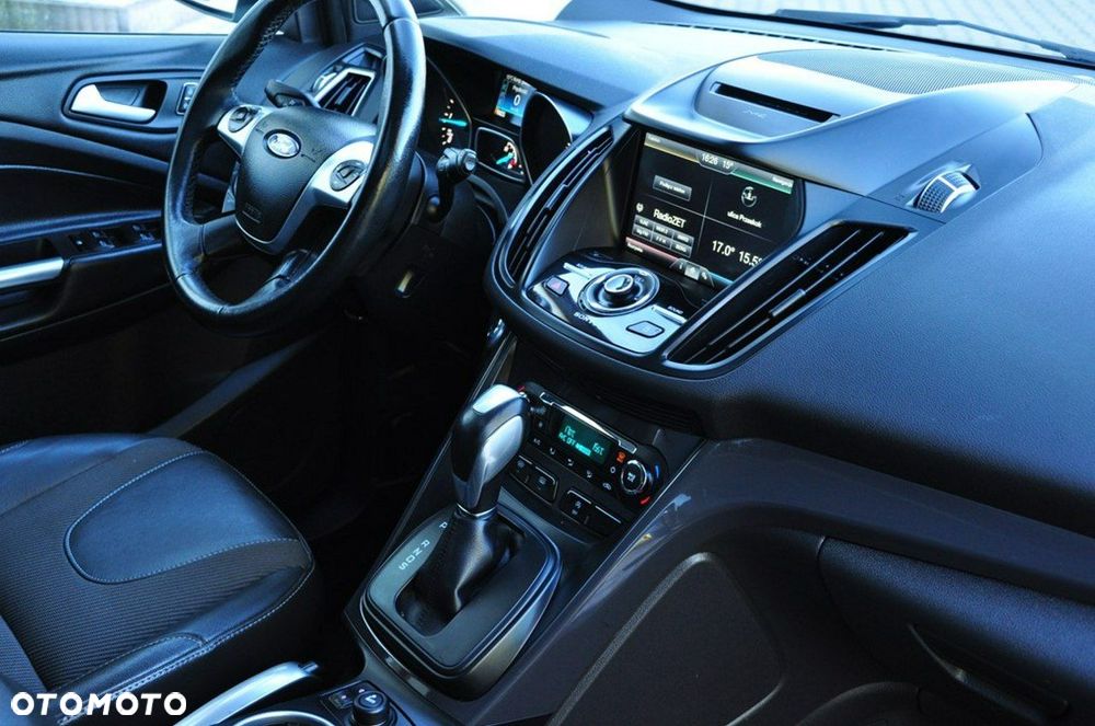 Ford Kuga 2.0 TDCi 4WD Titanium - 28