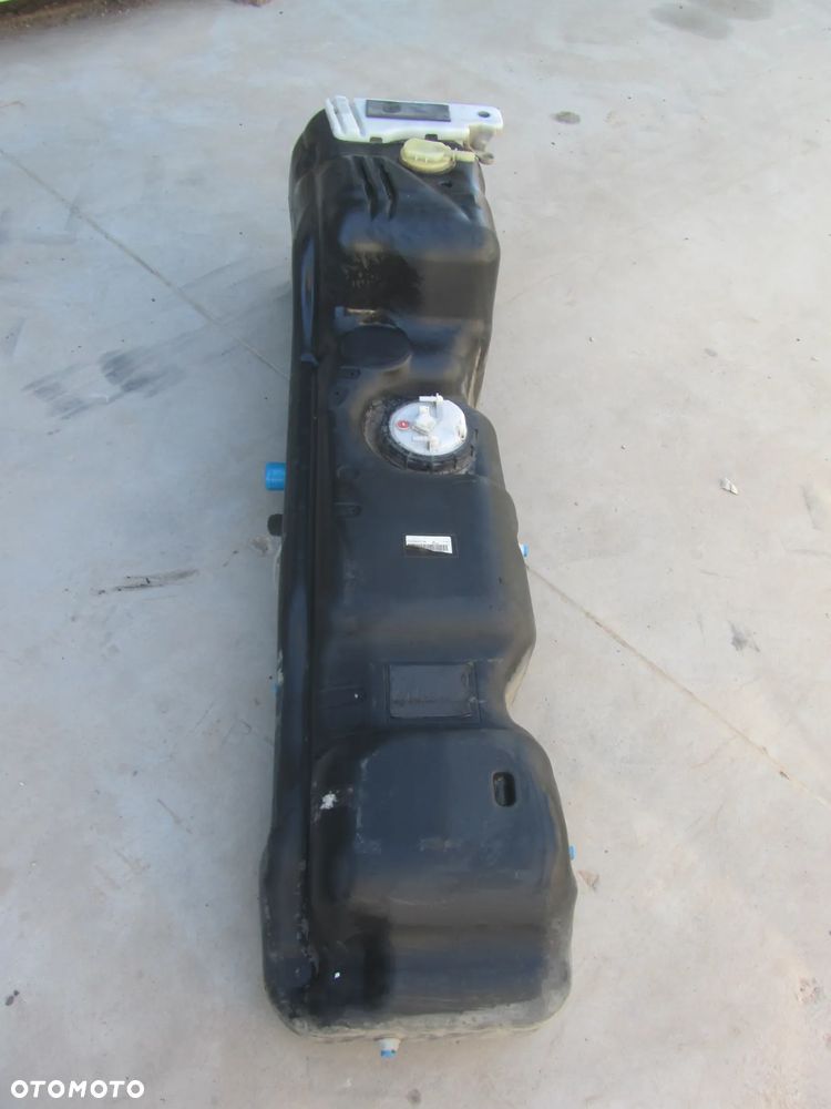 Renault Master III-Movano B 10R 2.3 DCI zbiornik paliwa - 4