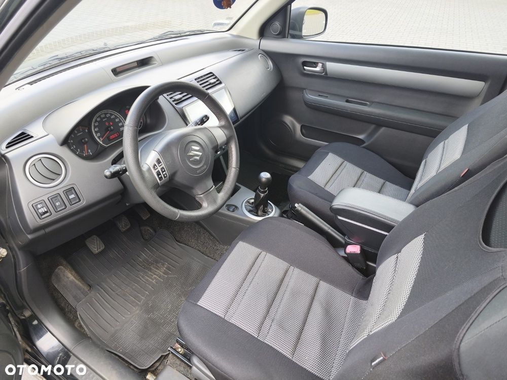 Suzuki Swift 1.5 GS - 10