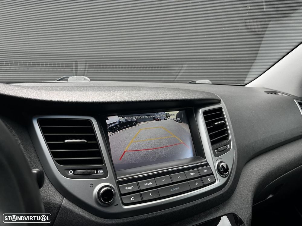Hyundai Tucson 1.7 CRDi Premium DCT - 11