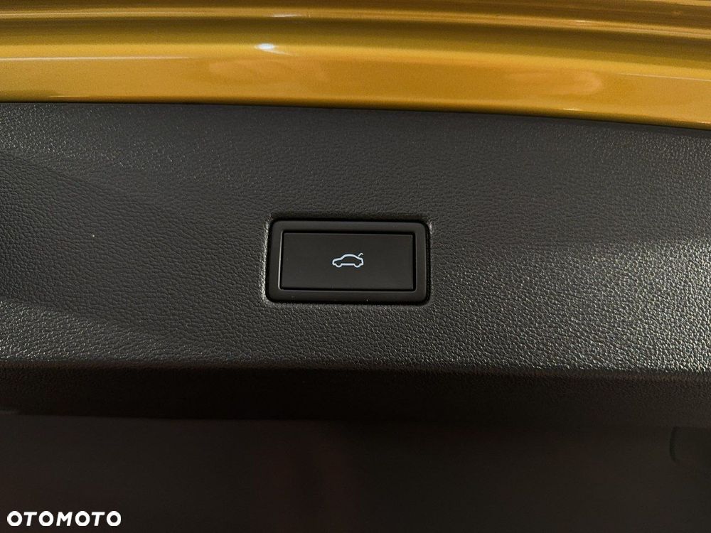 Volkswagen T-Roc - 15