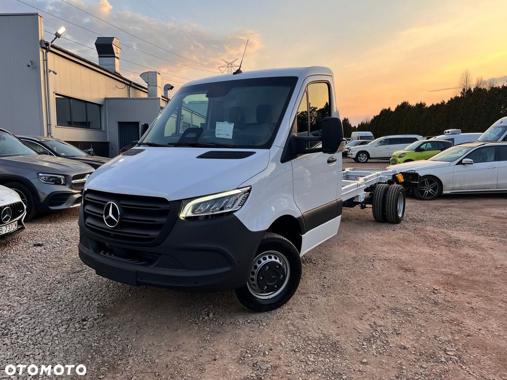 Mercedes-Benz Sprinter 517 CDI OM654 - 1