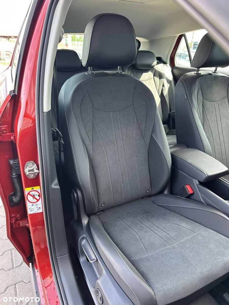 Volkswagen T-Roc - 20