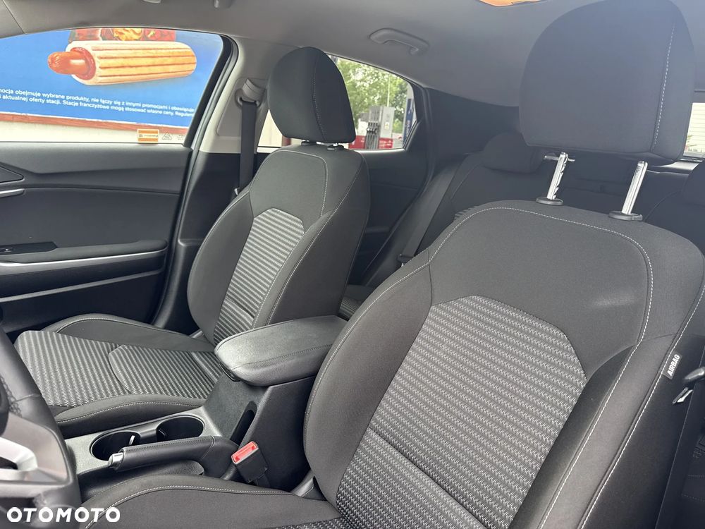 Kia XCeed 1.5 T-GDI M - 12