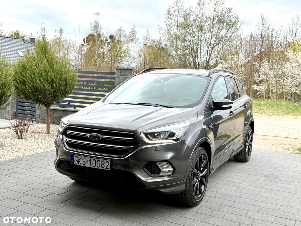 Ford Kuga 1.5 EcoBoost 2x4 ST-Line - 2