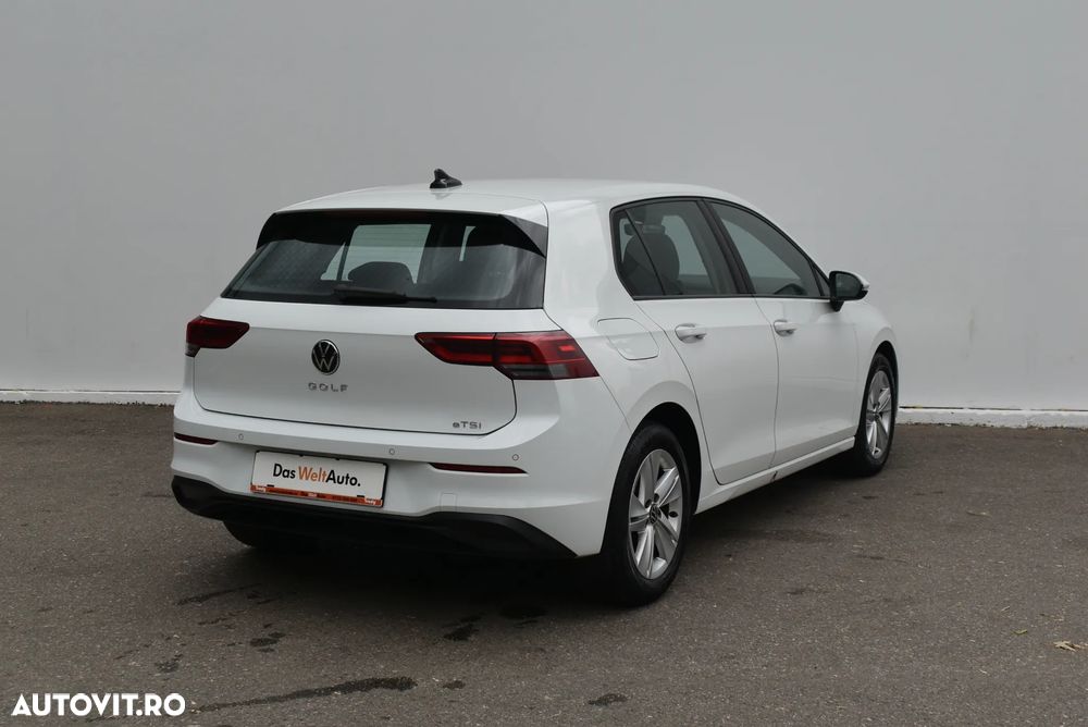 Volkswagen Golf 1.5 eTSI ACT DSG MHEV Life - 4