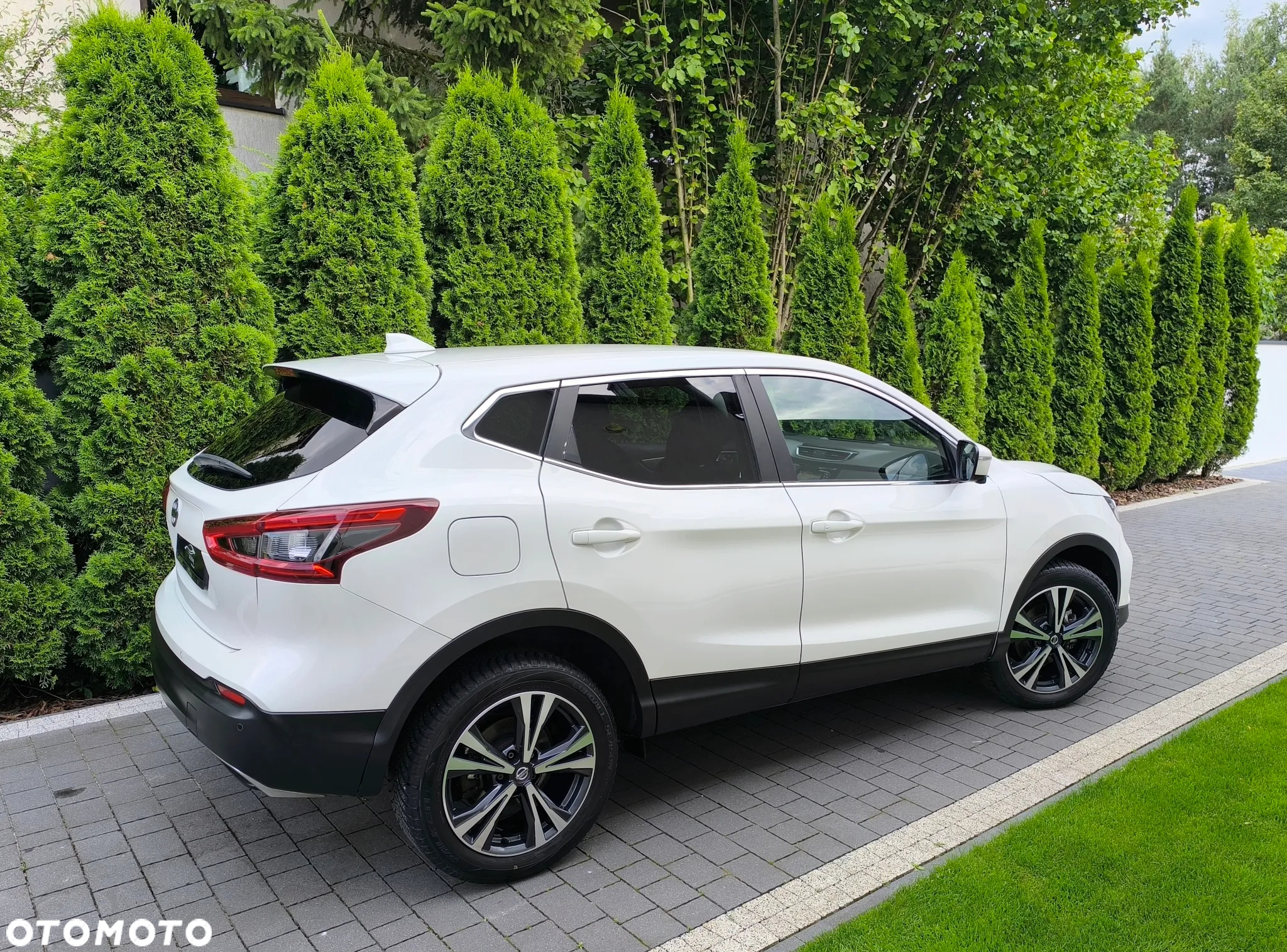 Nissan Qashqai 1.2 DIG-T N-Connecta Xtronic EU6 - 8