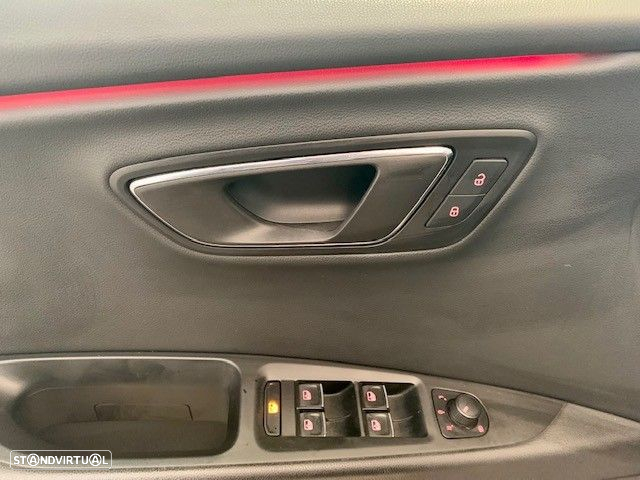 SEAT Leon ST 2.0 TDI FR DSG S/S - 26
