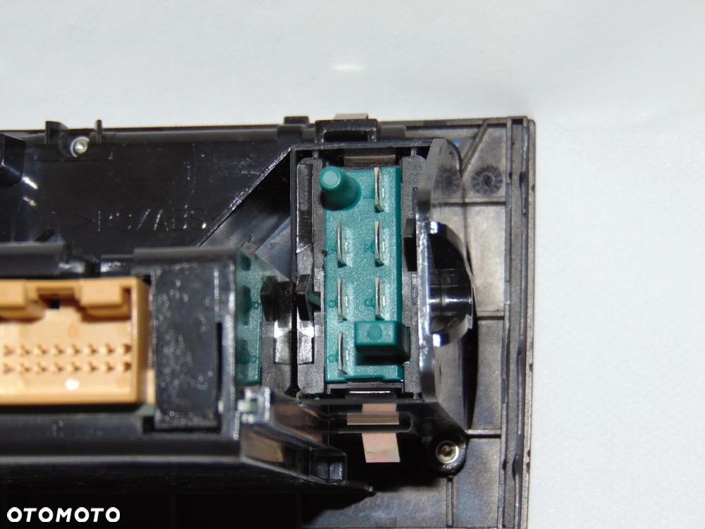 ORYGINAŁ przełącznik panel nawiewu nadmuchu klimatyzacji 8L0820043J Audi A3 8L FL lift 00-03r - 16