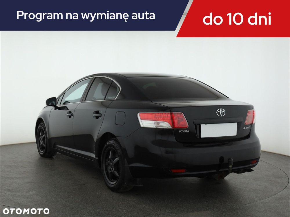 Toyota Avensis - 6
