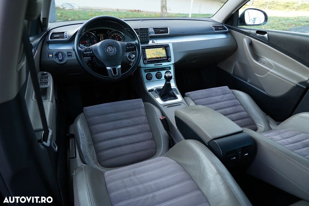 Volkswagen Passat Variant 2.0 TDI Highline DPF - 8