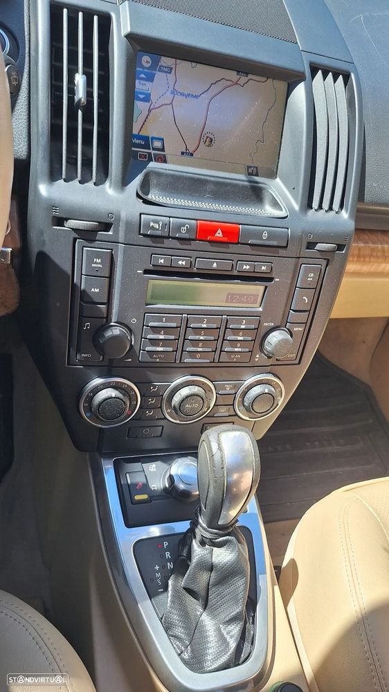 Land Rover Freelander 3.2 i6 HSE - 13