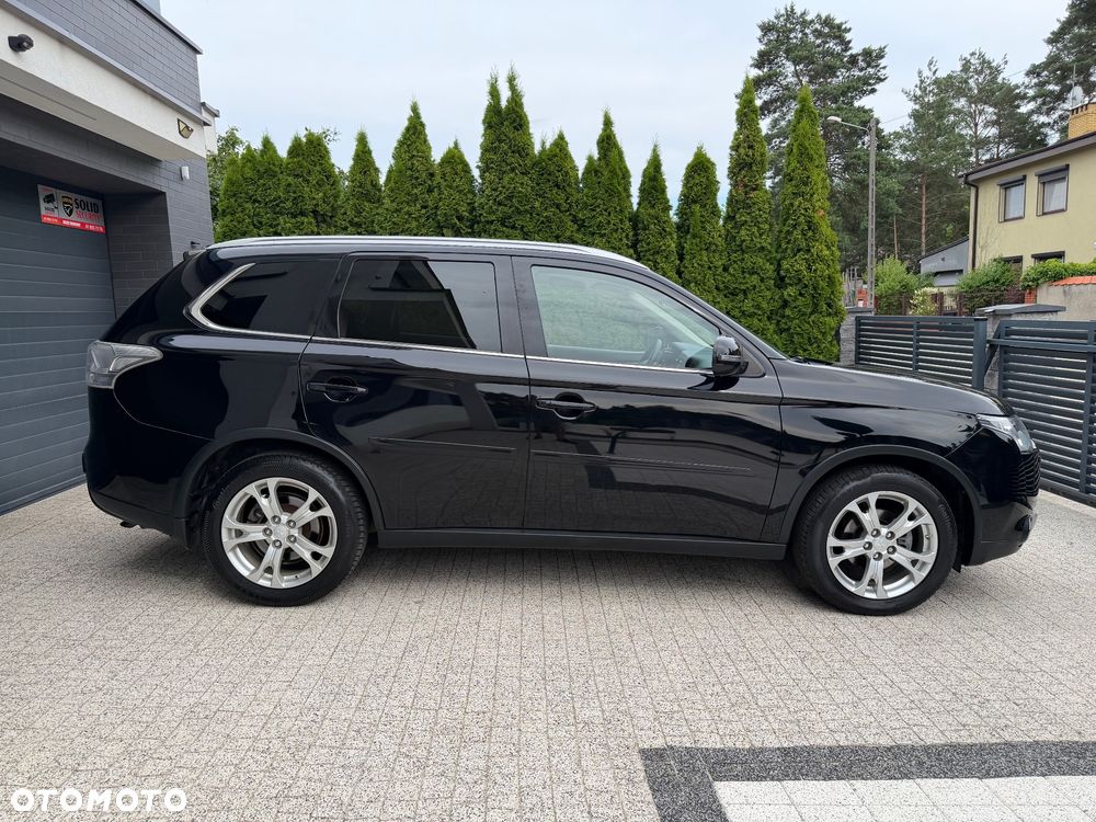 Mitsubishi Outlander 2.0 4WD CVT Diamant Edition+ - 15