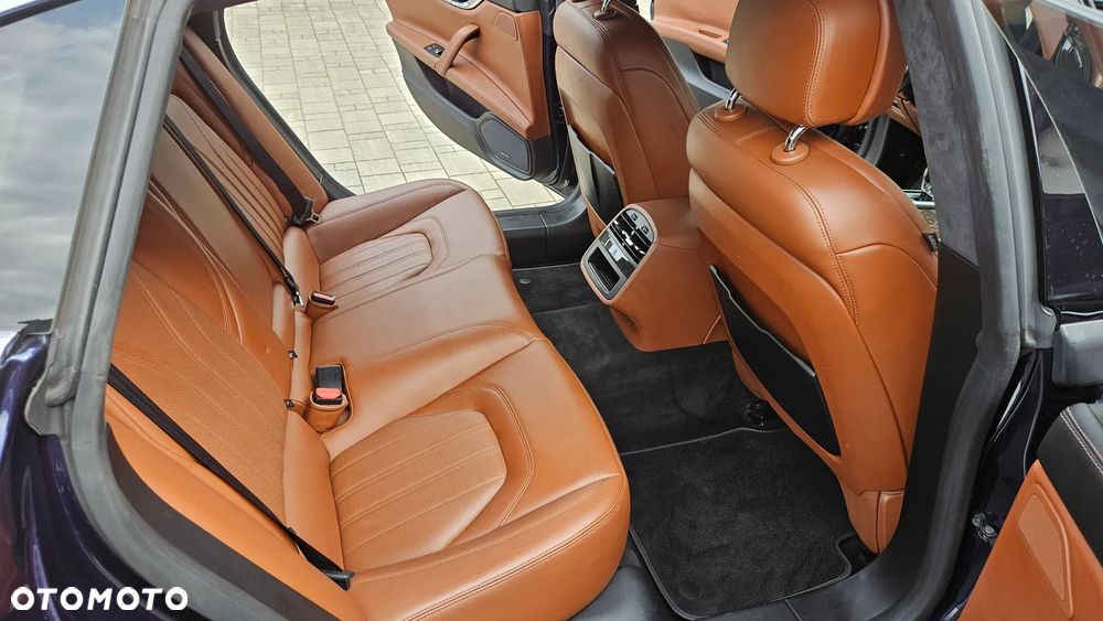 Maserati Quattroporte S - 14