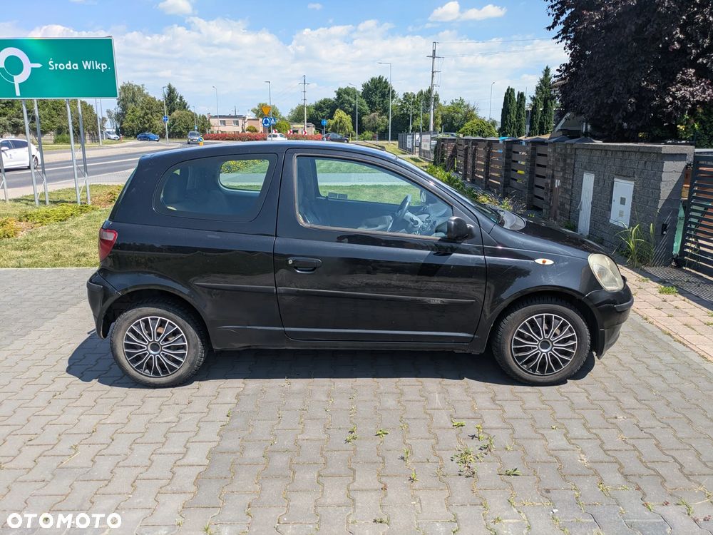 Toyota Yaris 1.3 Sol - 3