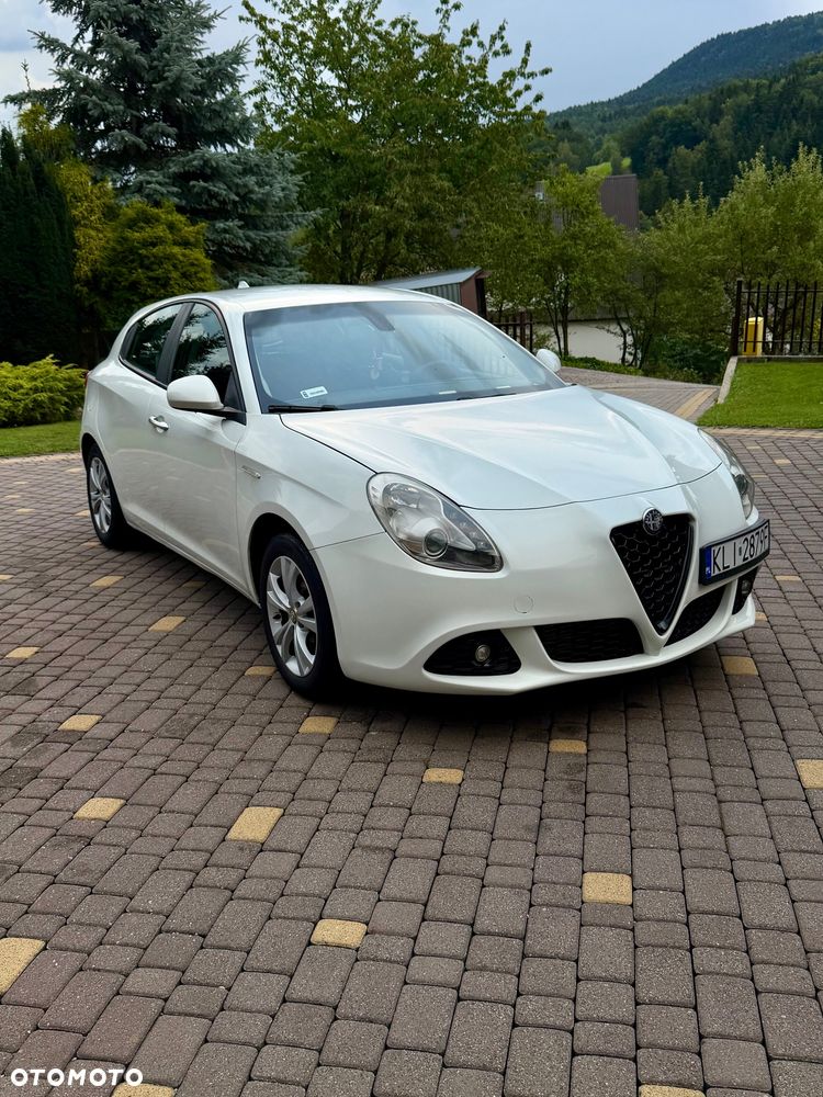 Alfa Romeo Giulietta 1.6 JTDM 16V - 4
