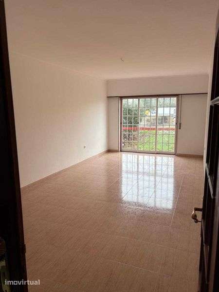 T2 apartamento merces - Grande imagem: 2/8