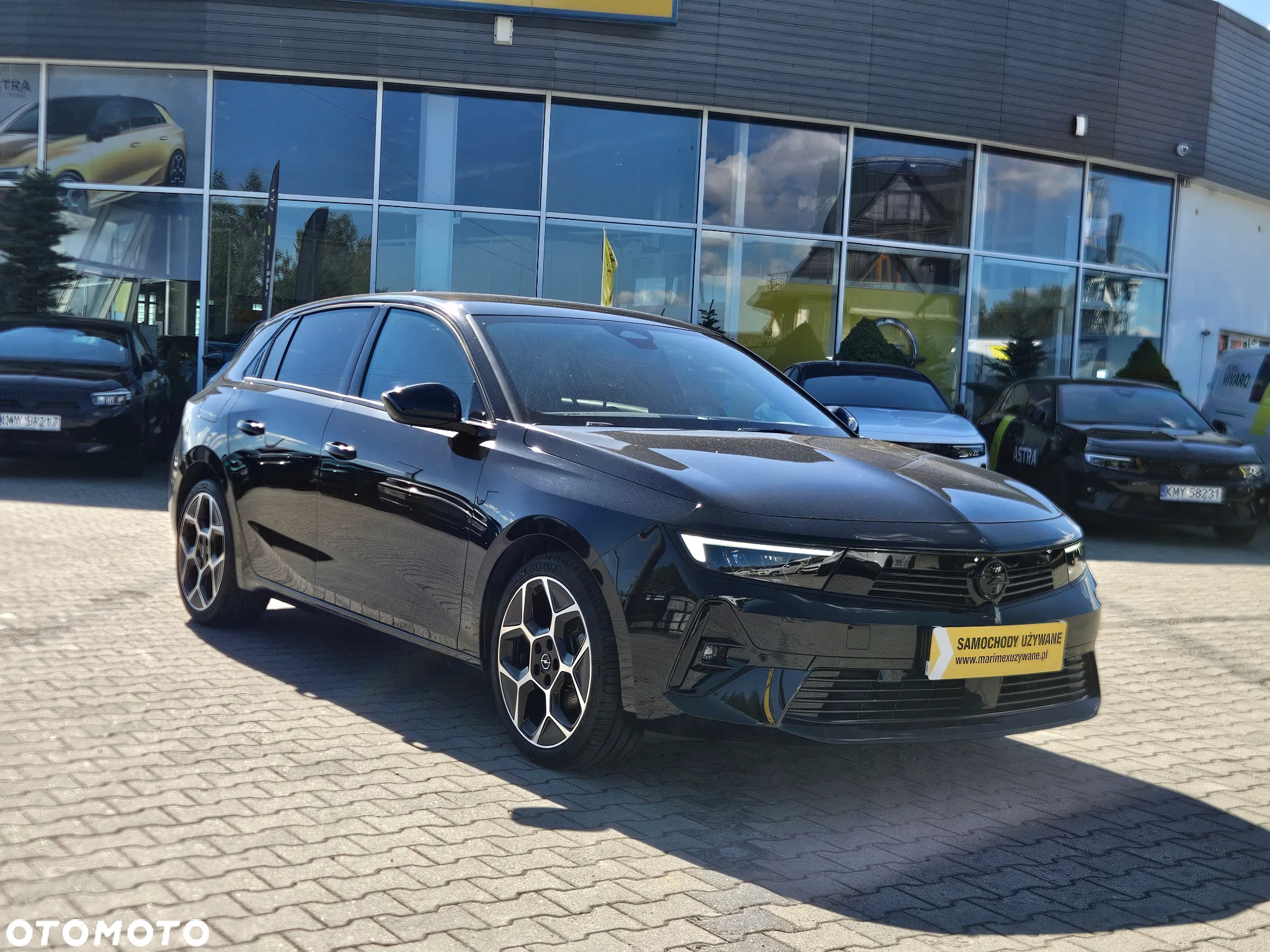 Opel Astra VI 1.2 T GS S&S - 24