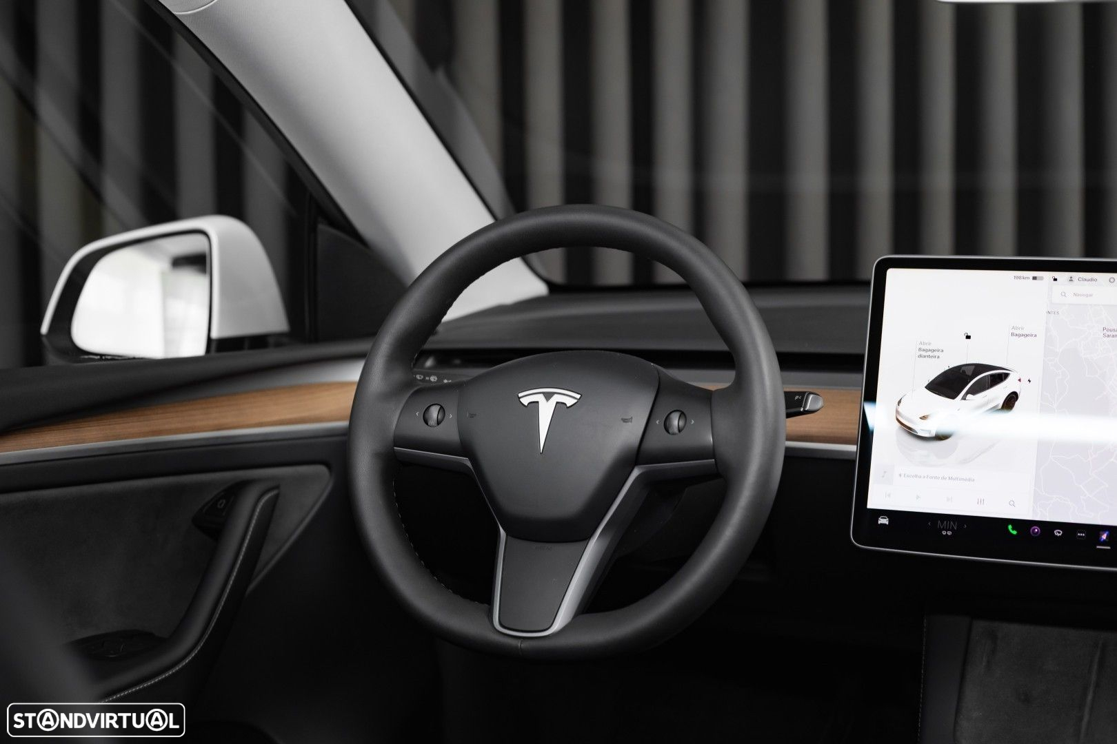 Tesla Model Y Performance Tração Integral - 16