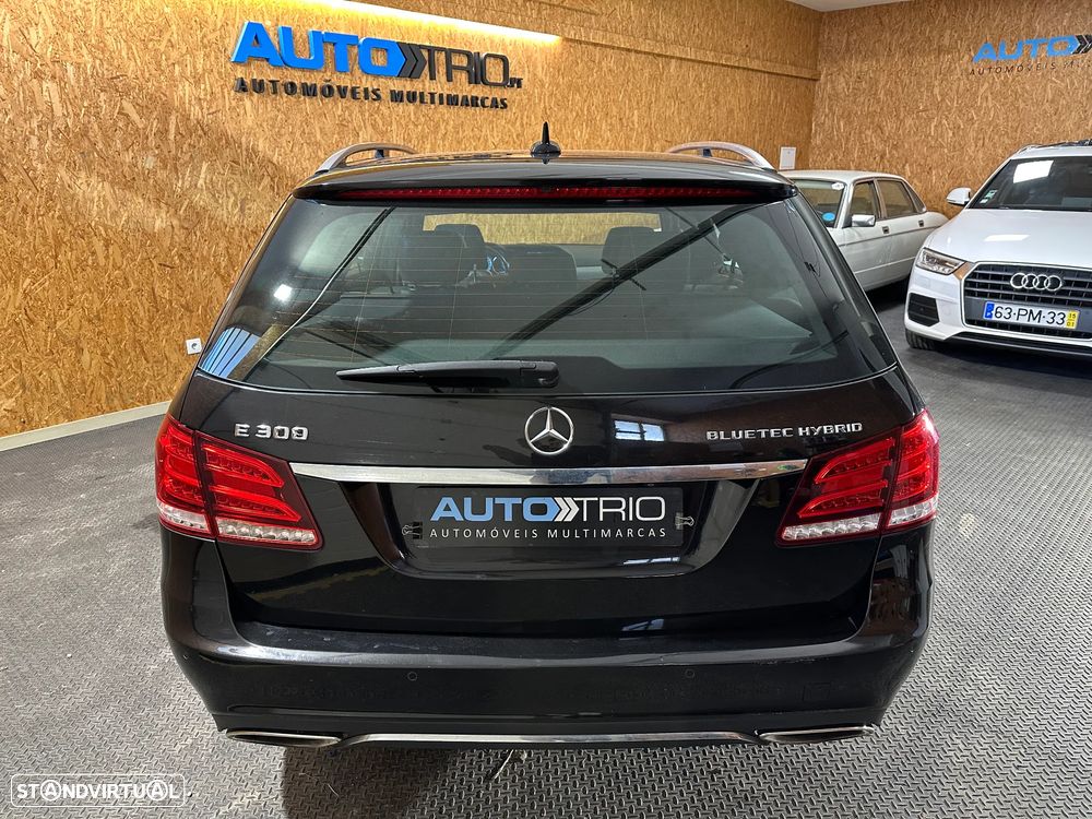 Mercedes-Benz E 300 Bluetec Hybrid Avantgarde - 4