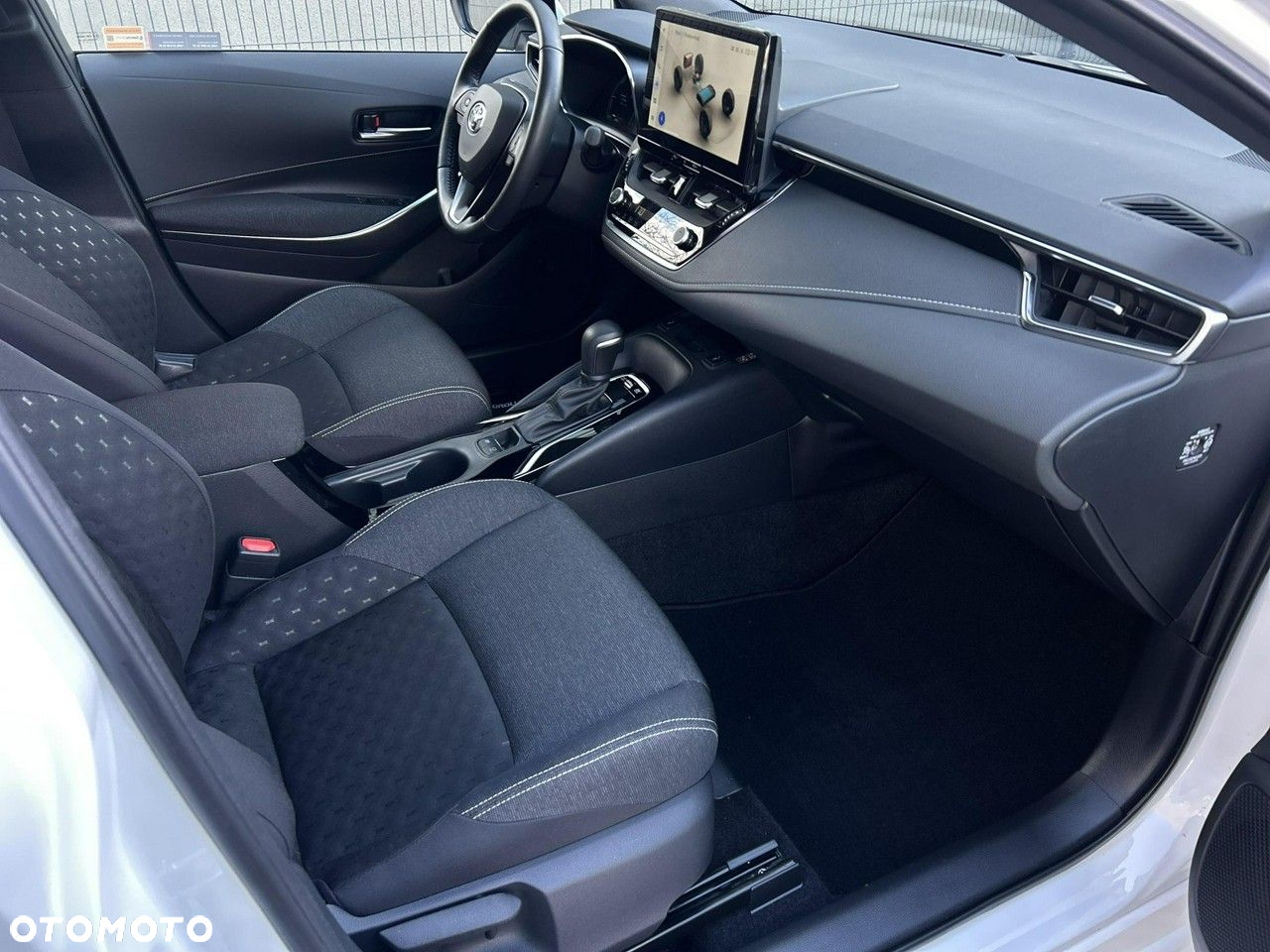 Toyota Corolla - 29