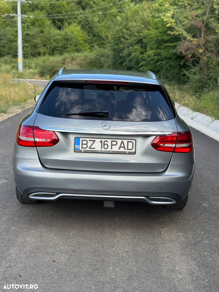 Mercedes-Benz C - 11