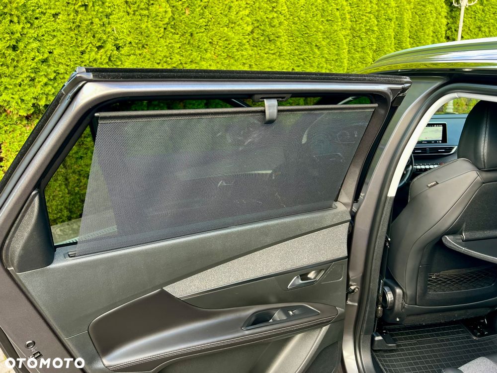 Peugeot 5008 1.5 BlueHDI Allure S&S - 24
