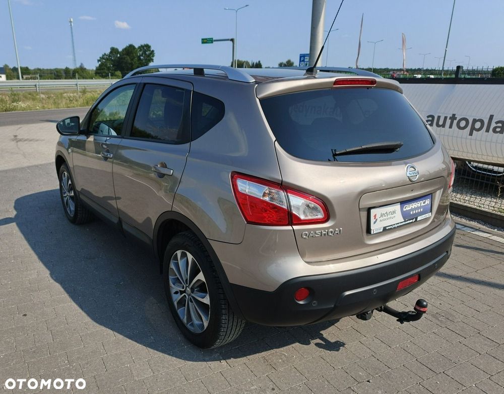 Nissan Qashqai - 13