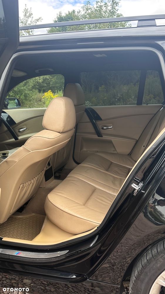 BMW Seria 5 525d - 10
