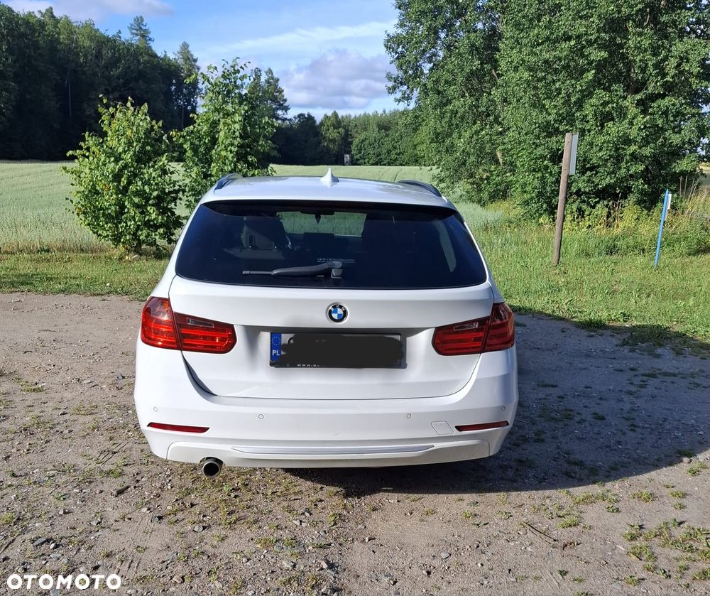 BMW Seria 3 318d Modern Line - 13