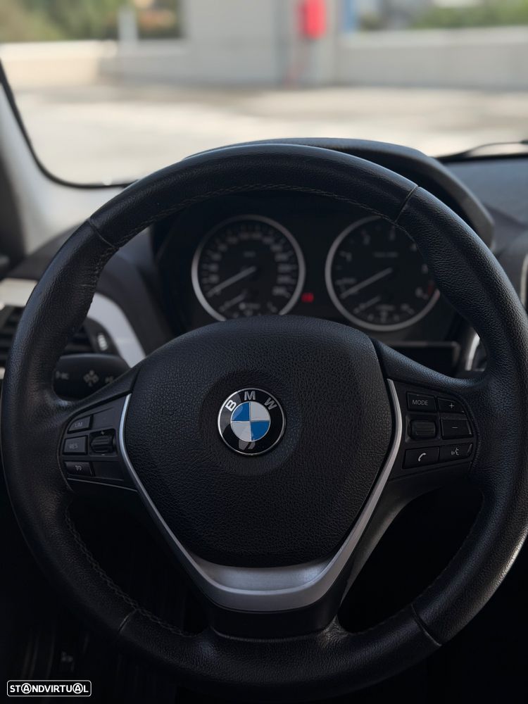 BMW 116 dA Line Sport - 7