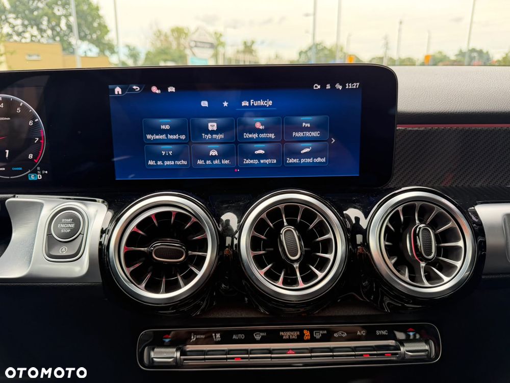 Mercedes-Benz GLB AMG 35 4-Matic - 21